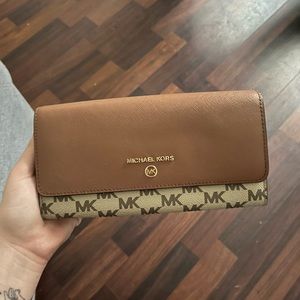 Micheal Kors Wallet